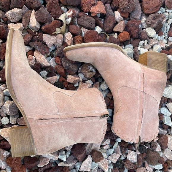 Sundance Pink Suede western Boots Size 41 - Picture 8 of 15